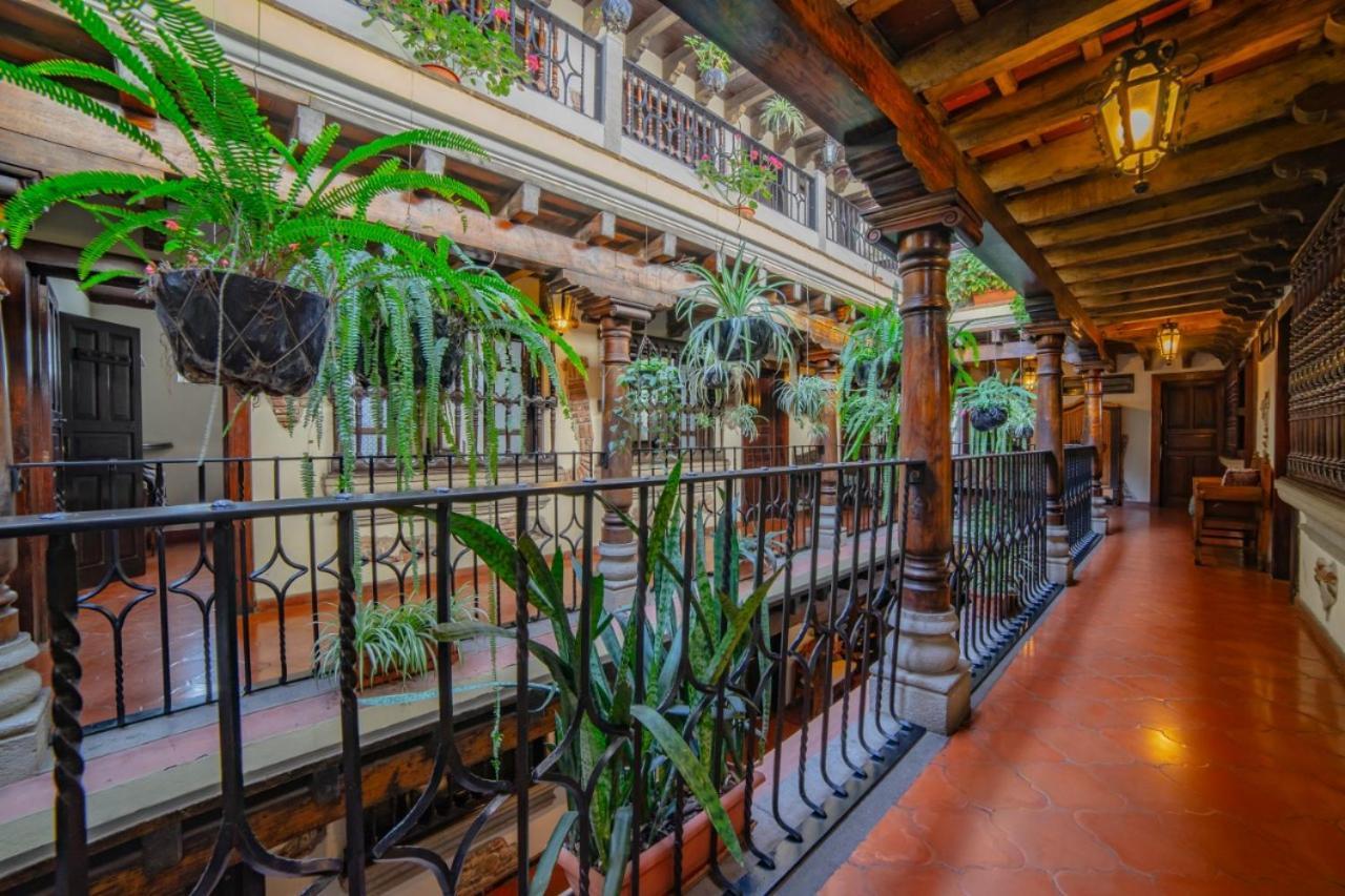 La Quinta Santa Lucia Hotel Antigua Exterior photo